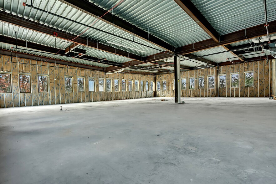 More Photos Of 705 Brewers Bridge Rd, Jackson Office For Lease
