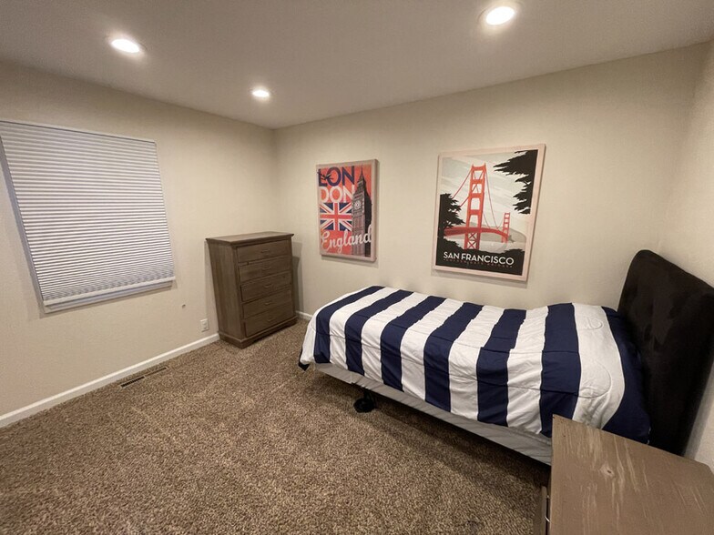 More Photos Of 365 Kuck Ln, Petaluma Specialty For Sale