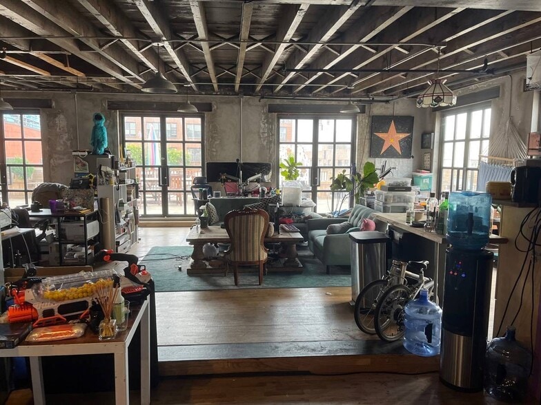 More Photos Of 333 Stagg St, Brooklyn Warehouse For Lease