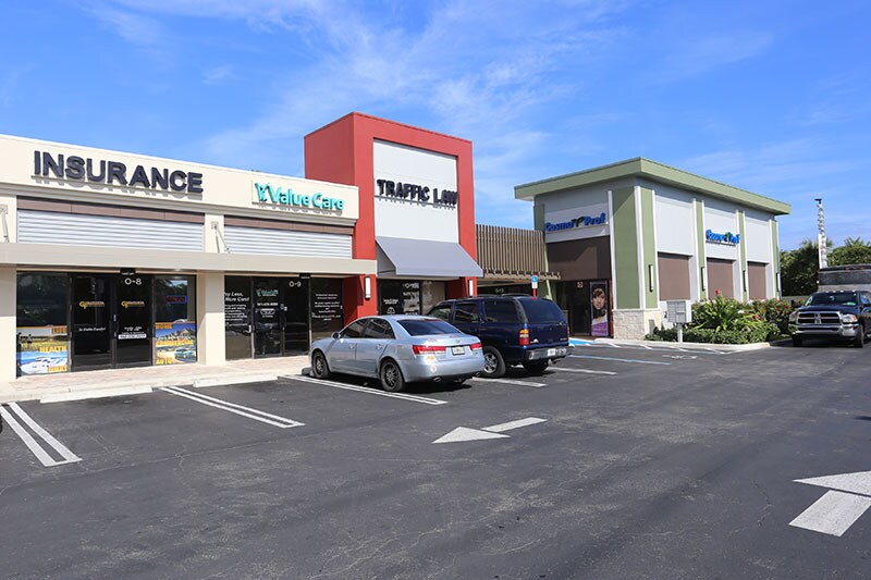 More Photos Of 1301 W Boynton Beach Blvd, Boynton Beach General Retail For Lease