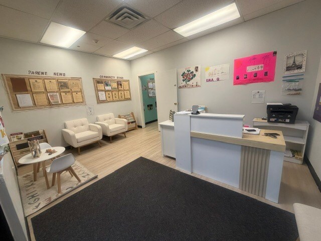More Photos Of 121 West Nyack Rd, Nanuet Office For Lease