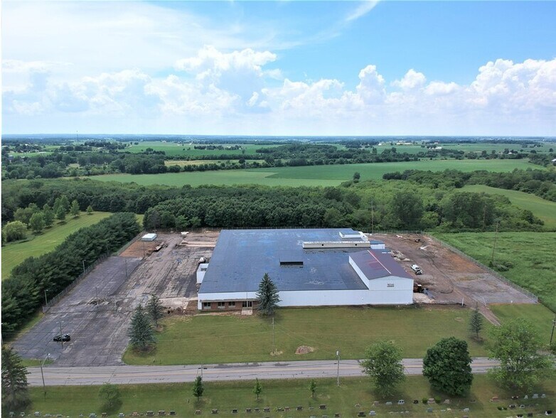 More Photos Of 600 Detroit, West Liberty Warehouse For Sale