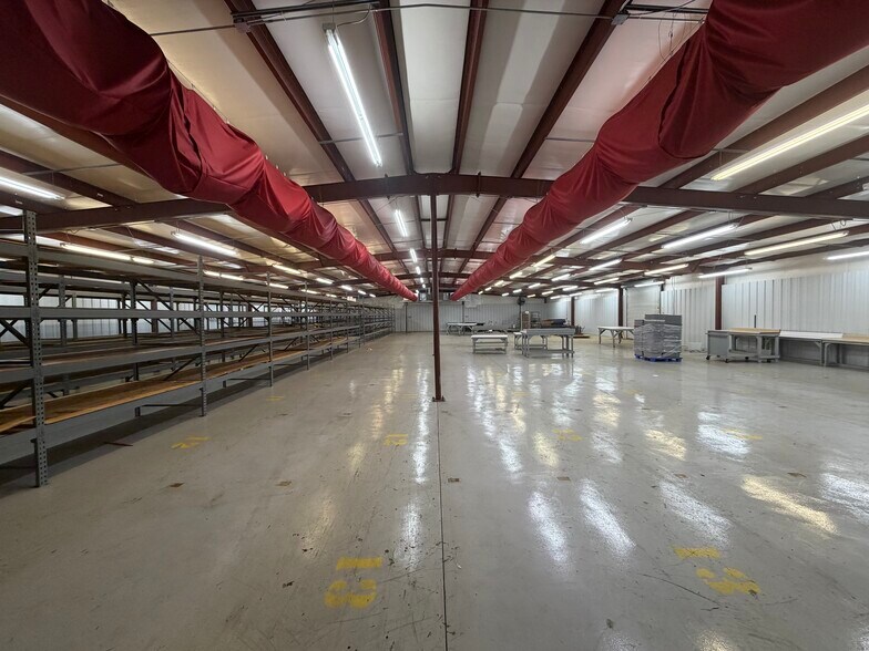 More Photos Of 2 Hummingbird ln, Eufaula Manufacturing For Lease