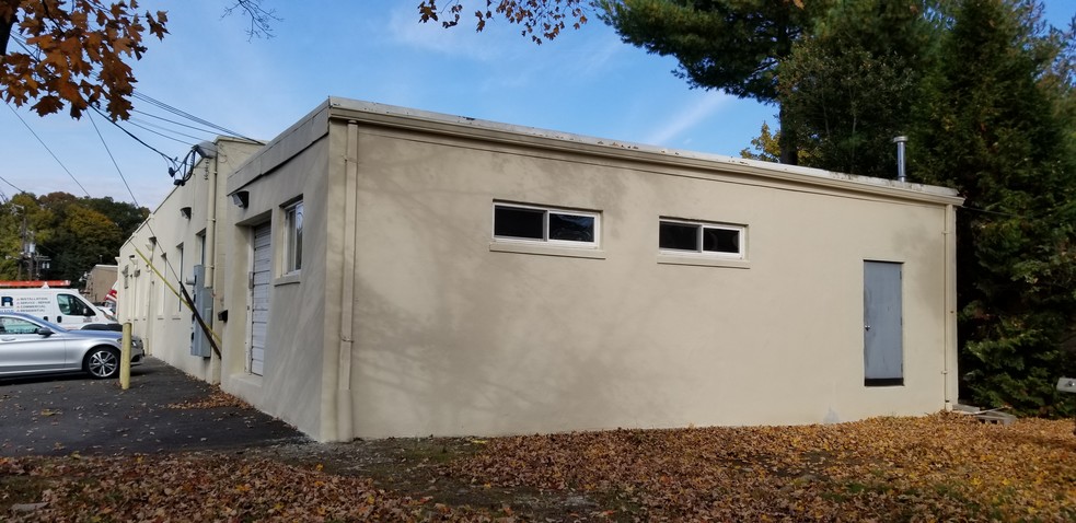More Photos Of 268 Greenwood Ave, Midland Park Flex For Sale