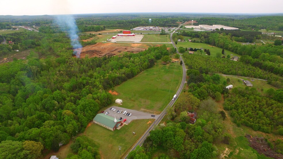 More Photos Of 614 Tribal Rd, Blacksburg Land For Lease