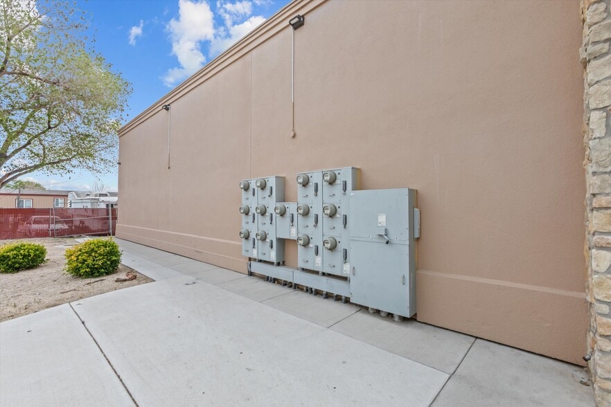 More Photos Of 460 W Main St, Fernley Freestanding For Sale