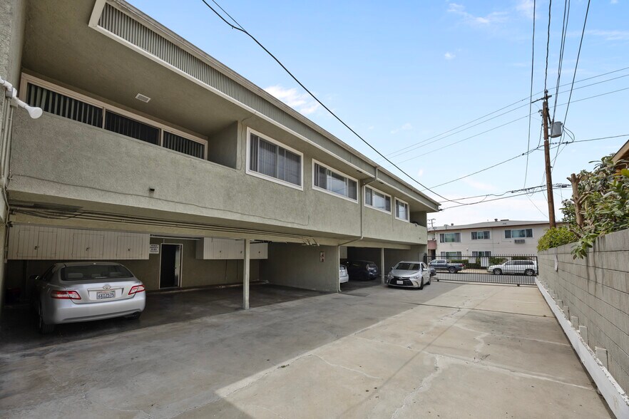 More Photos Of 500 S Inglewood Ave, Inglewood Apartments For Sale