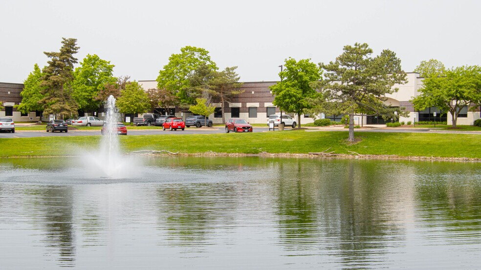 More Photos Of 565 Lakeview Pky, Vernon Hills Medical For Lease