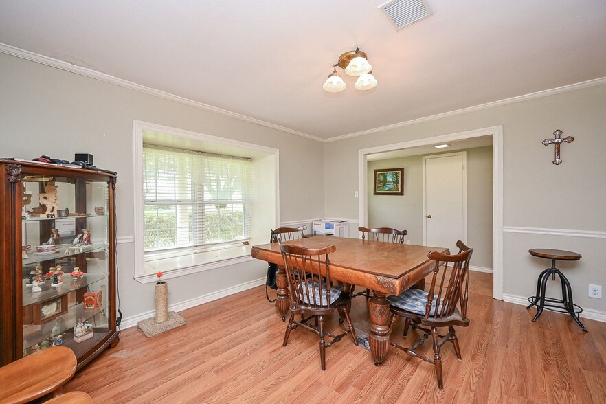 More Photos Of 18910 Carrot St, Spring Trailer Camper Park For Sale