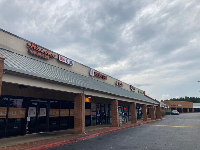 More Photos Of 7520-7587 Highway 85, Riverdale General Retail For Lease