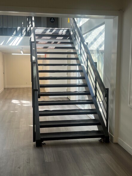 More Photos Of 15855-15859 Edna Pl, Irwindale Loft Creative Space For Lease