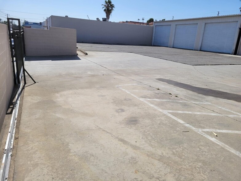 More Photos Of 417 Agostino Rd, San Gabriel Manufacturing For Sale