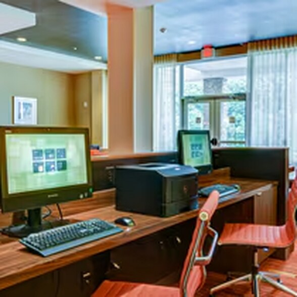More Photos Of 30 Shaner Dr, Bridgeport Hotel For Sale