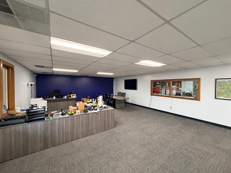 More Photos Of 501-513 Ley Rd, Fort Wayne Warehouse For Lease