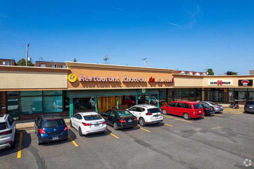 More Photos Of 545-587 Des Seigneurs Boul, Terrebonne Freestanding For Lease