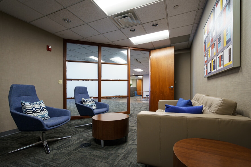 More Photos Of 312 Walnut St, Cincinnati Office For Lease