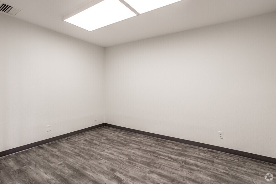 More Photos Of 1440 S State College Blvd, Anaheim Unknown For Lease