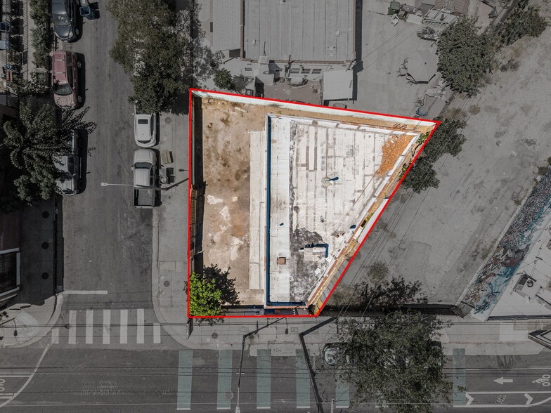 More Photos Of 4733 W Adams Blvd, Los Angeles General Retail For Sale