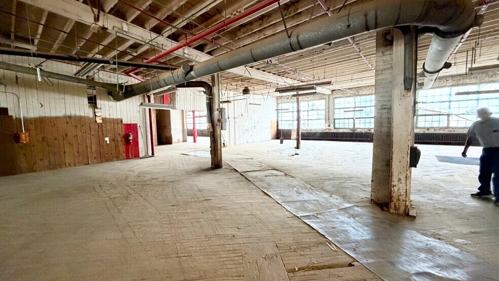 More Photos Of 1300 E 2nd St, Jamestown Industrial For Sale