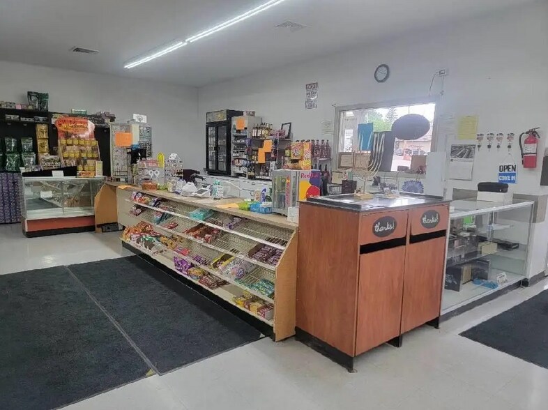 More Photos Of O E Railroad St, Kendall Freestanding For Sale