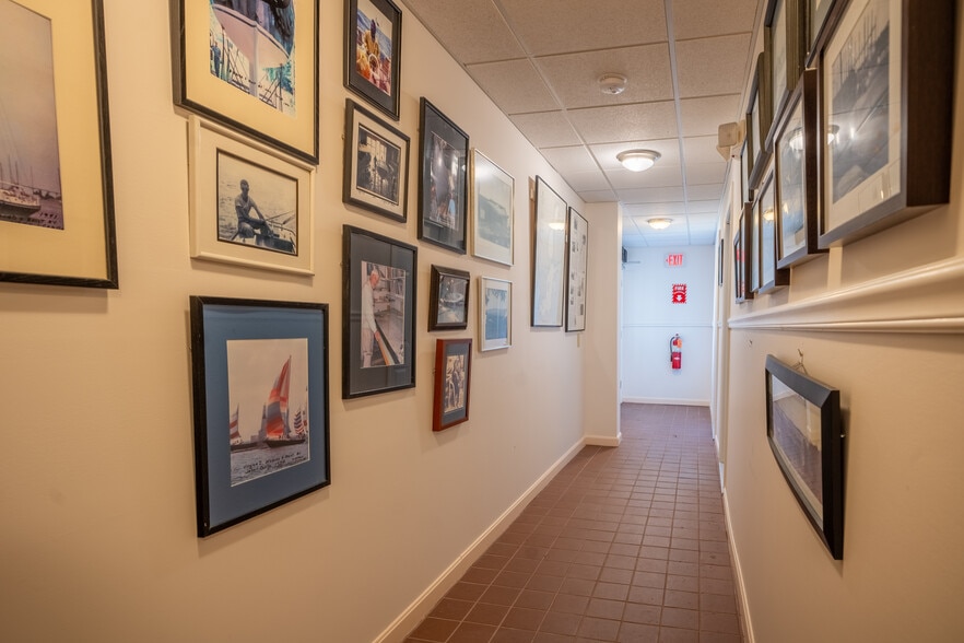 More Photos Of 47 Water St, Mystic Marina For Sale