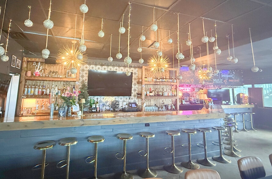 More Photos Of 790 S Atlantic Ave, Ormond Beach Restaurant For Sale