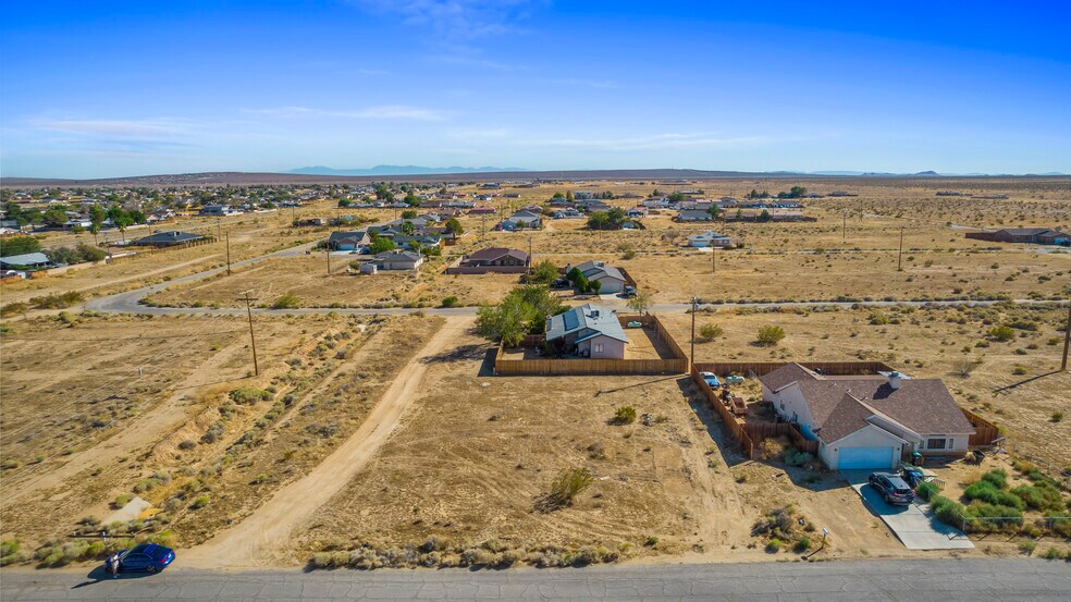 More Photos Of 7850 Bay Ave, California City Land For Sale