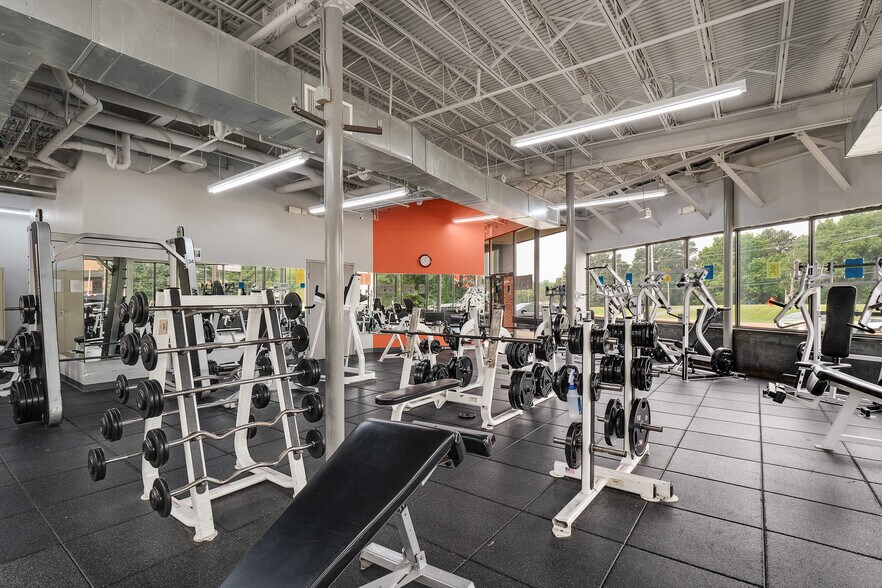 More Photos Of 3634 Austin Peay Hwy, Memphis Medical For Lease