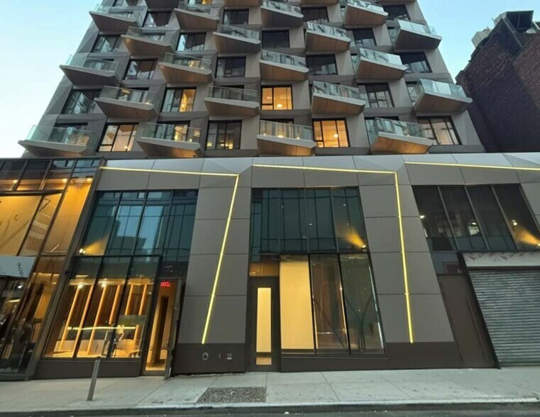 Primary Photo Of 19 Rockwell Pl, Brooklyn Apartments For Lease