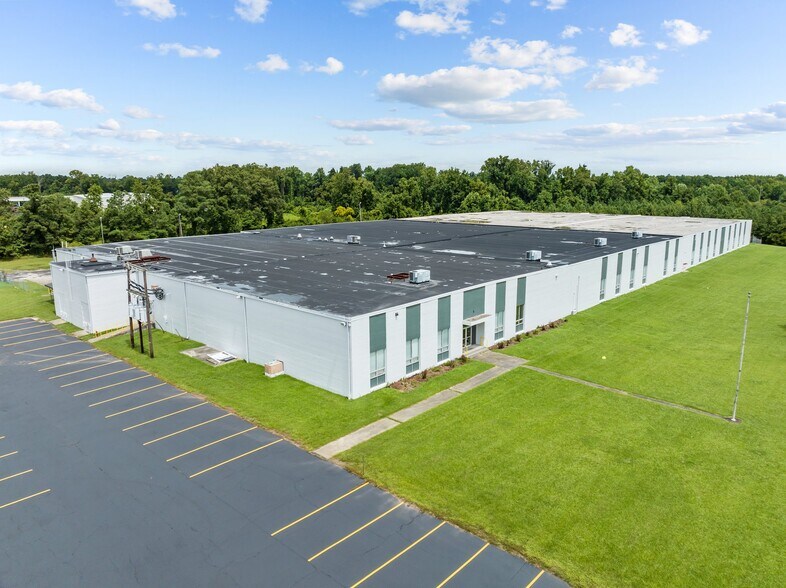 More Photos Of 1350 Cunningham Rd N, Kinston Warehouse For Lease