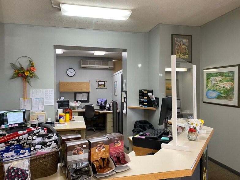 More Photos Of 4749 Hermantown Rd, Hermantown Garden Center For Lease