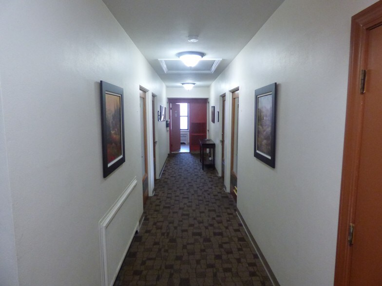 More Photos Of 6410-6418 Hampton Ave, Saint Louis Storefront Retail Office For Lease