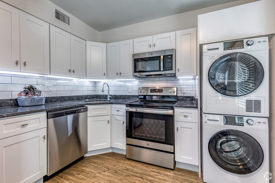 More Photos Of 785 N Osprey Ave, Sarasota Apartments For Sale