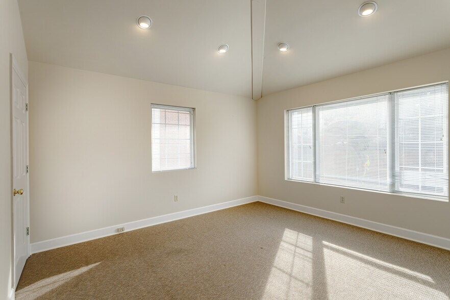 More Photos Of 120 31st Ave N, Nashville Office For Lease