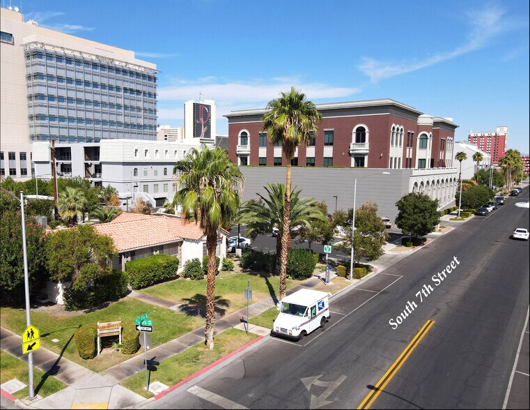 More Photos Of 430 S 7th St, Las Vegas Office For Sale