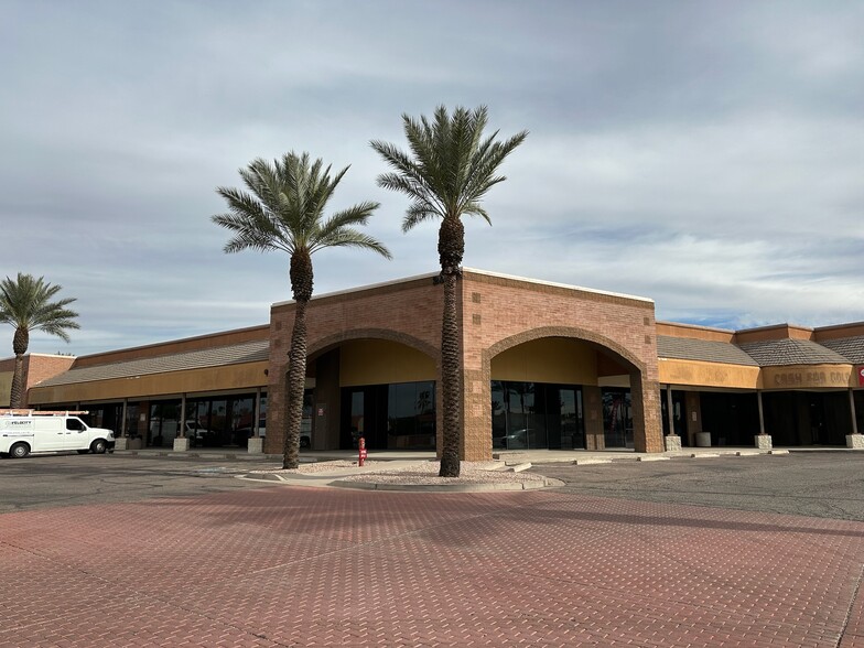 More Photos Of 2055 N Alma School Rd, Chandler Unknown For Lease