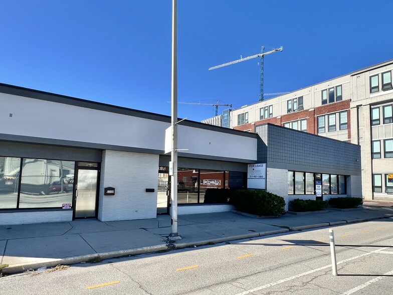More Photos Of 1340 N Illinois St, Indianapolis Showroom For Lease