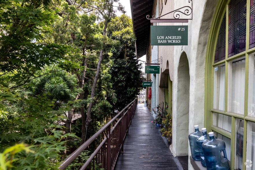 More Photos Of 672 S La Fayette Park Pl, Los Angeles Loft Creative Space For Lease