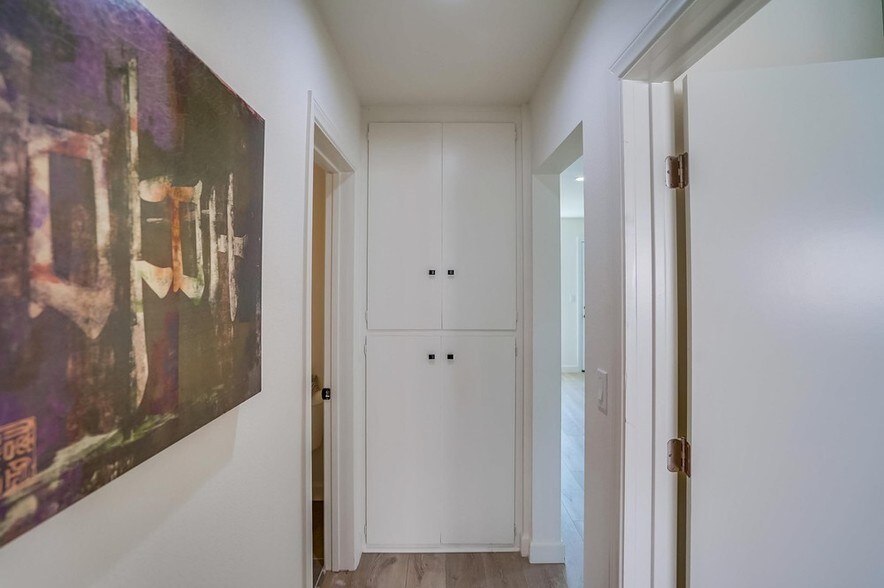 More Photos Of 1512 Sherman Pl, Long Beach Apartments For Sale