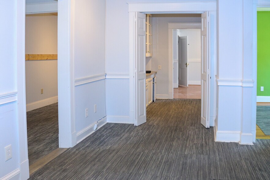 More Photos Of 1102 N Main St, High Point Storefront For Lease