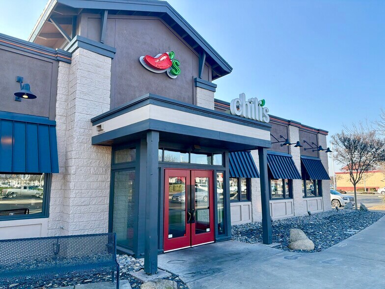 More Photos Of 2801 Countryside Dr, Turlock Restaurant For Sale