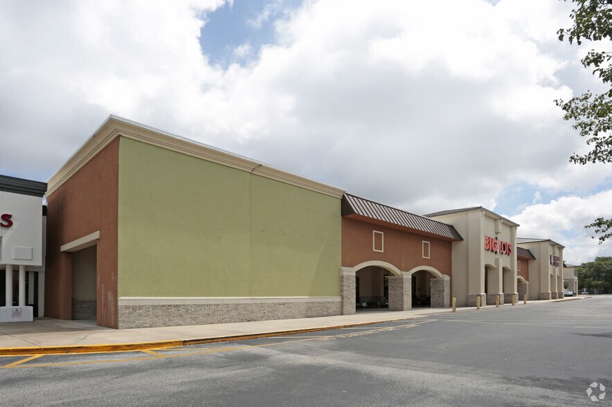 More Photos Of 9119 Merrill Rd, Jacksonville Unknown For Lease