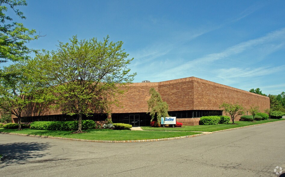 More Photos Of 10A Bloomfield Ave, Pine Brook Light Distribution For Lease