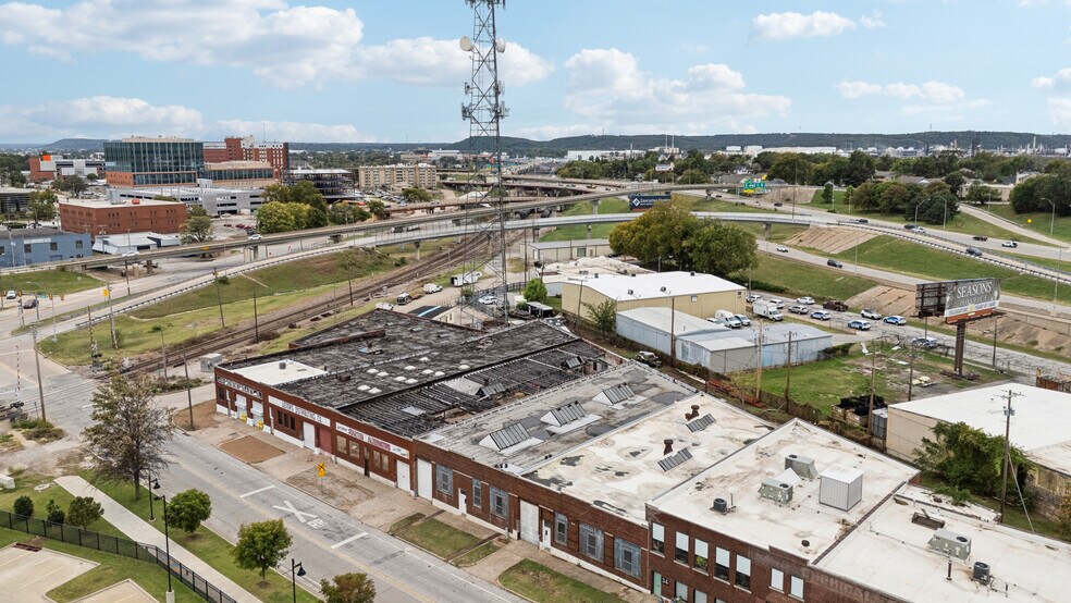 More Photos Of 10-28 N Guthrie Ave, Tulsa Manufacturing For Sale
