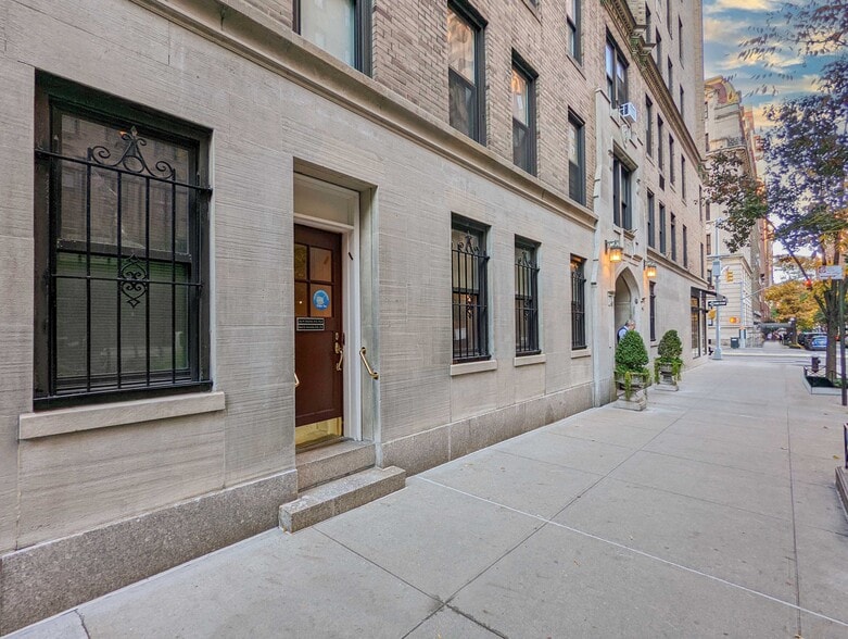 More Photos Of 21 E 90th St, New York Apartments For Sale