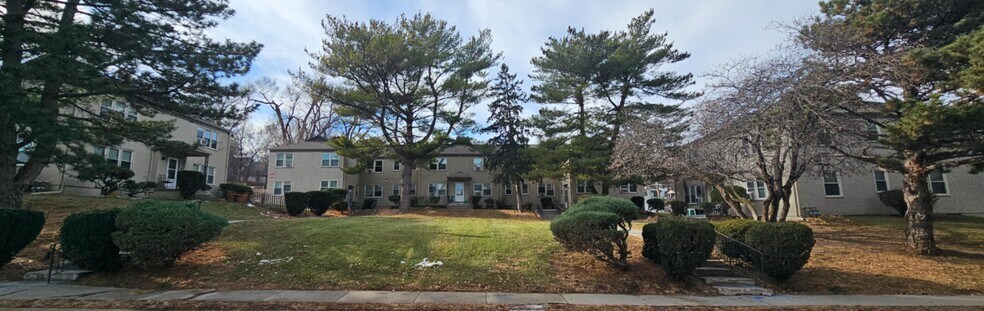 More Photos Of 818 N 46th St, Omaha Apartments For Sale