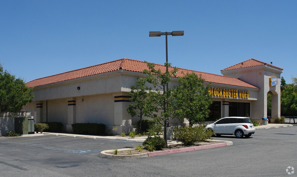 More Photos Of 29740 Rancho California Rd, Temecula Freestanding For Lease
