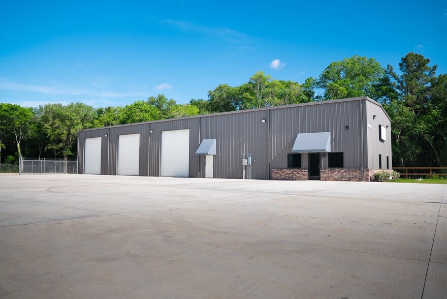 More Photos Of 4230 S Major Dr, Beaumont Warehouse For Lease