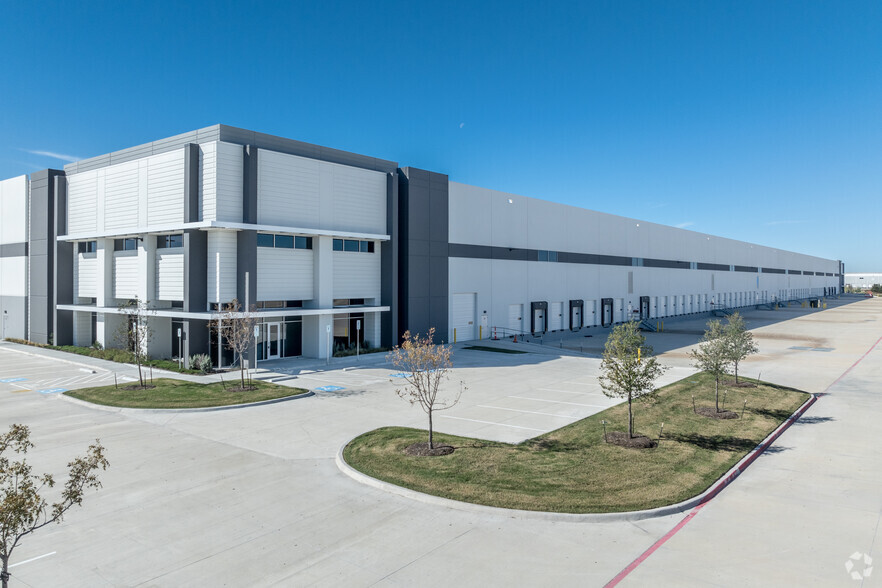 Primary Photo Of County Road 212, Forney Distribution For Lease