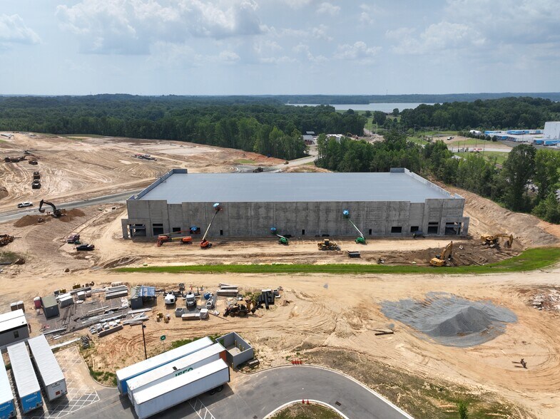 More Photos Of 0 Davidson Hwy, Kannapolis Unknown For Lease